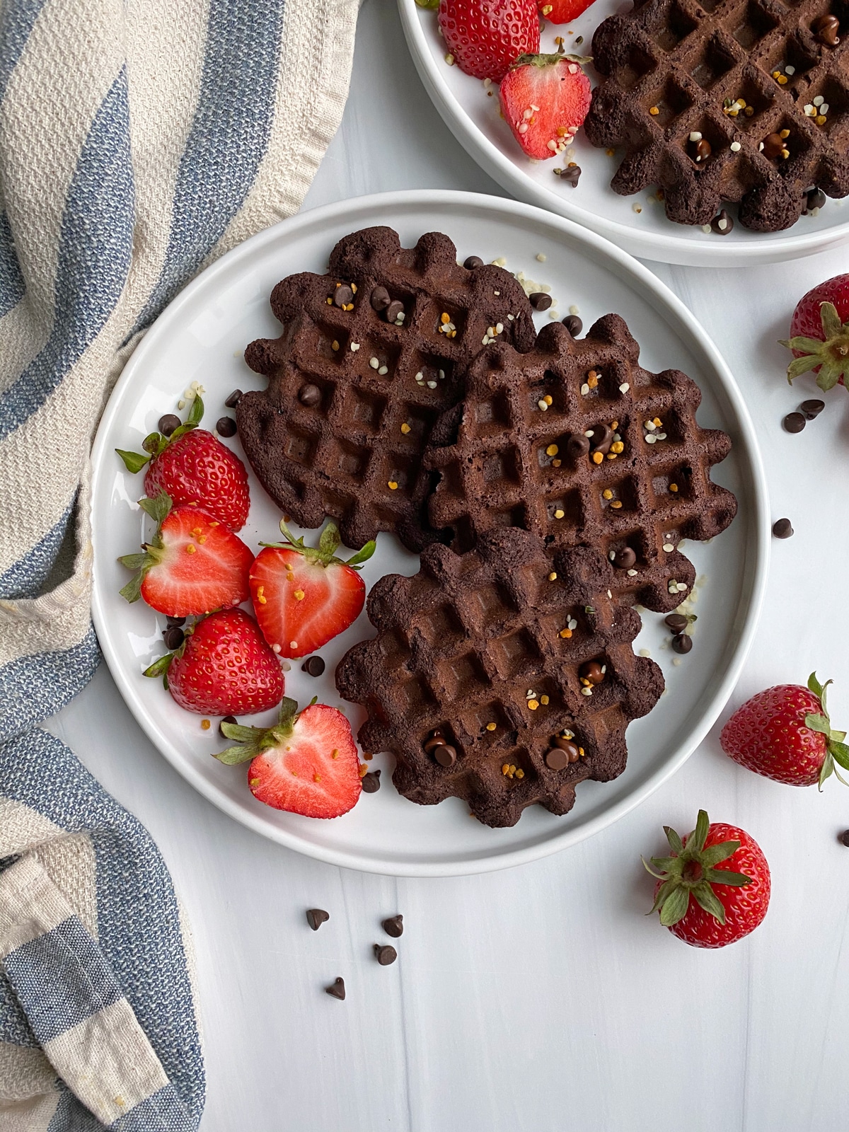 gluten-free-vegan-chocolate-waffles