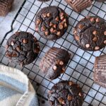 tigernut-flour-muffins-with-chocolate