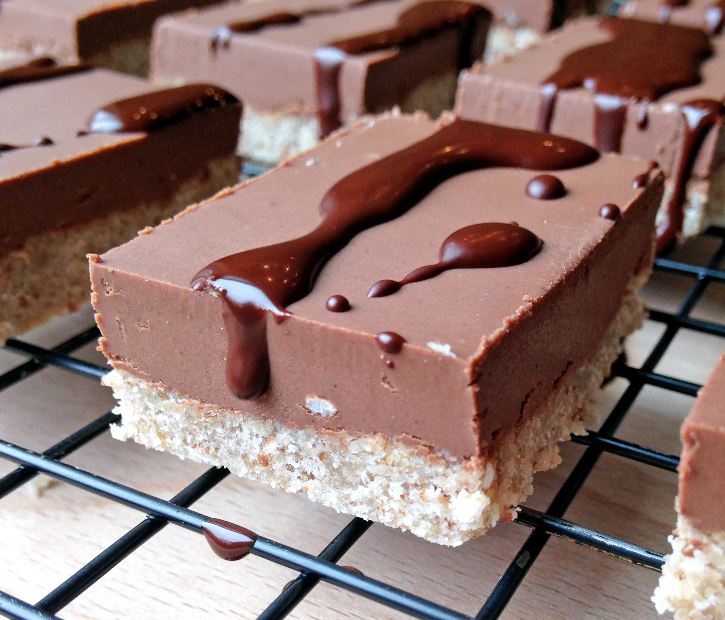 Raw Vegan Chocolate and Vanilla Cookie Bars