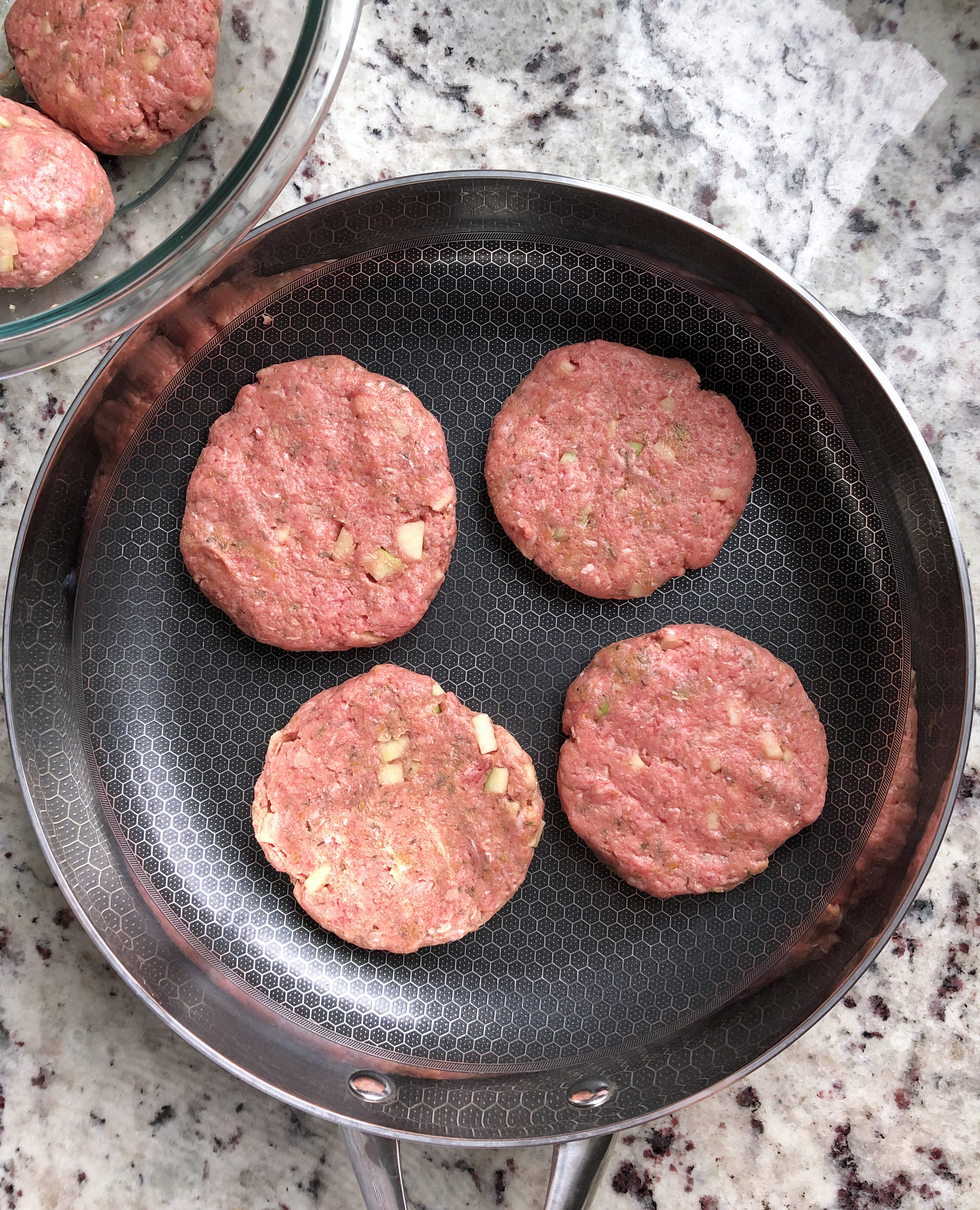 How to make Paleo Burgers on the stove top