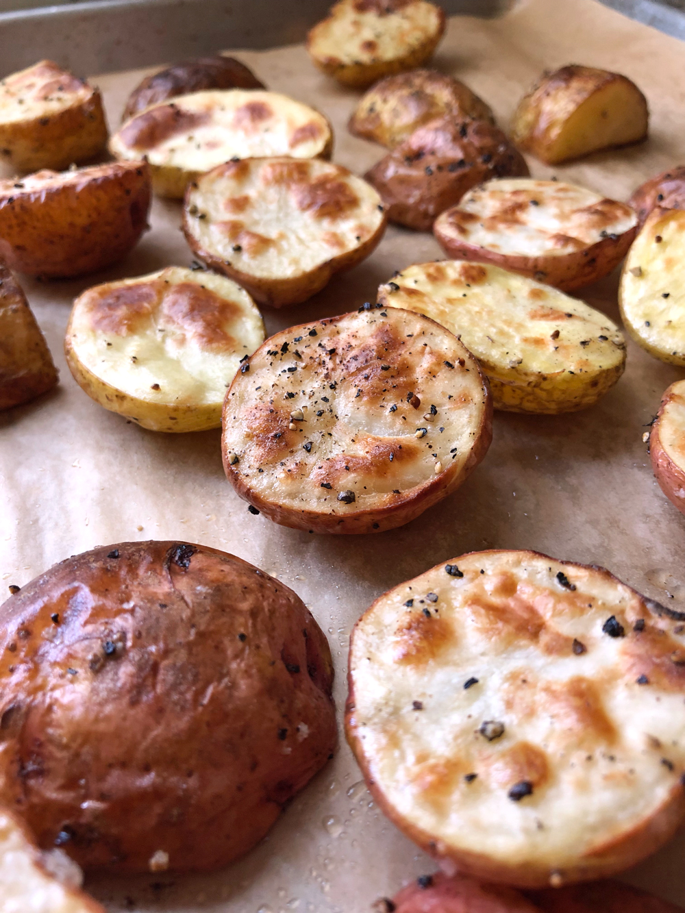 Simple Cooked Potatoes with Salt & Pepper