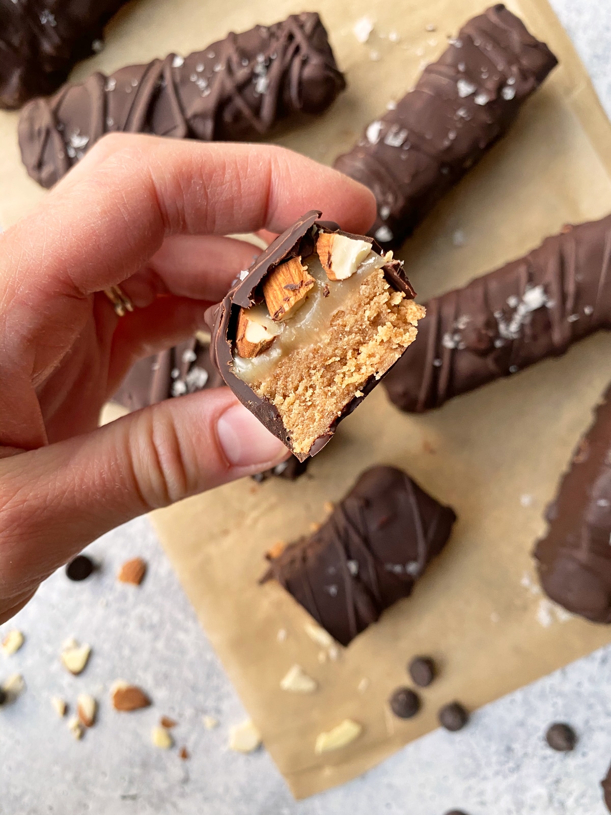 homemade-snickers-protein-bars