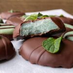 round-chocolate-mint-candy