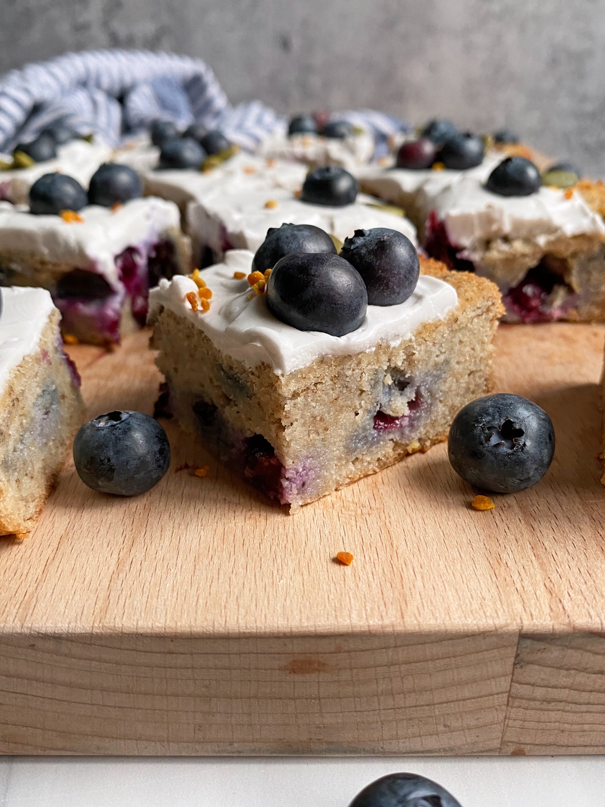blueberry breakfast cake - paleo, vegan