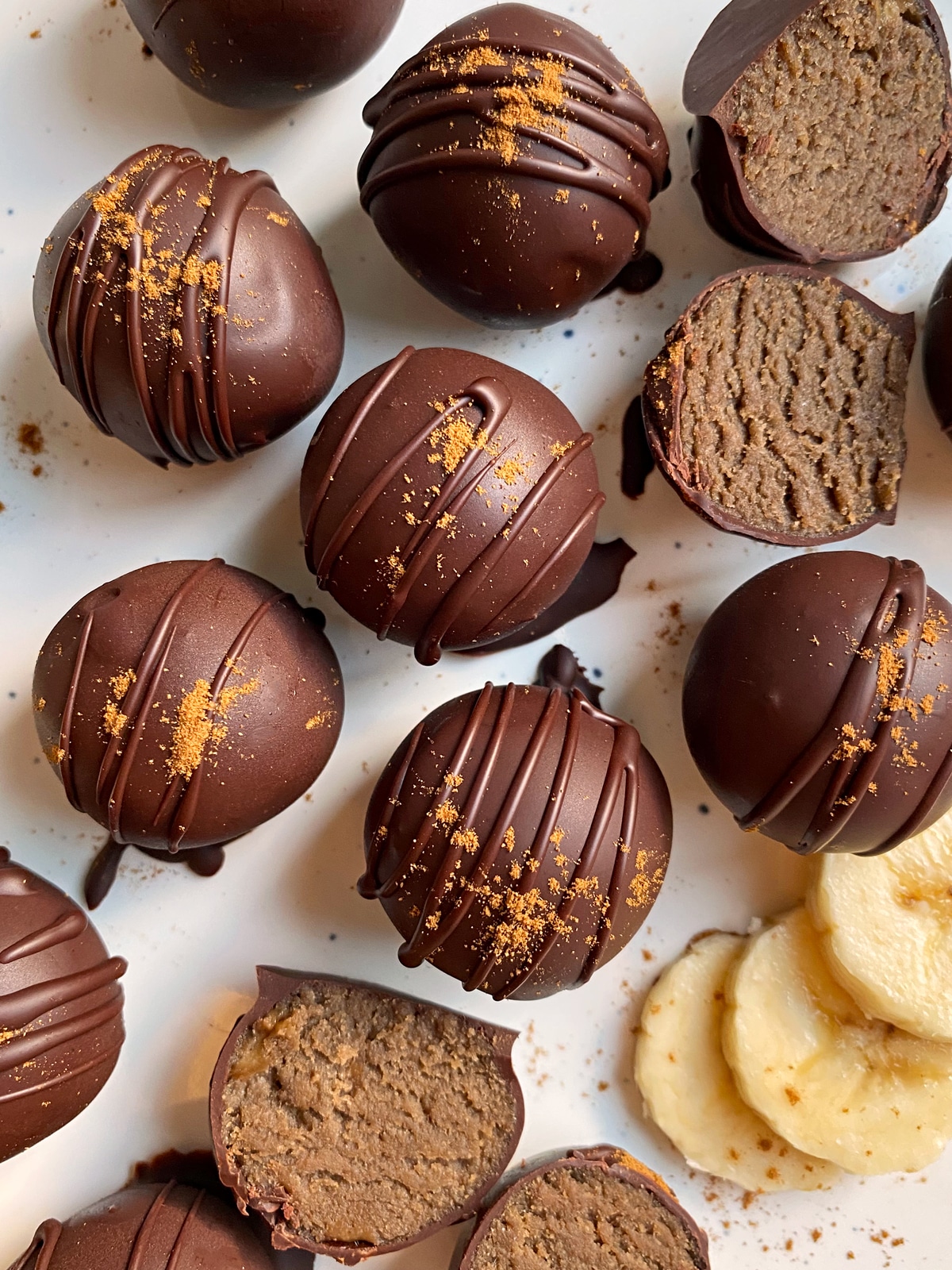 banana protein balls topped with cinnamon