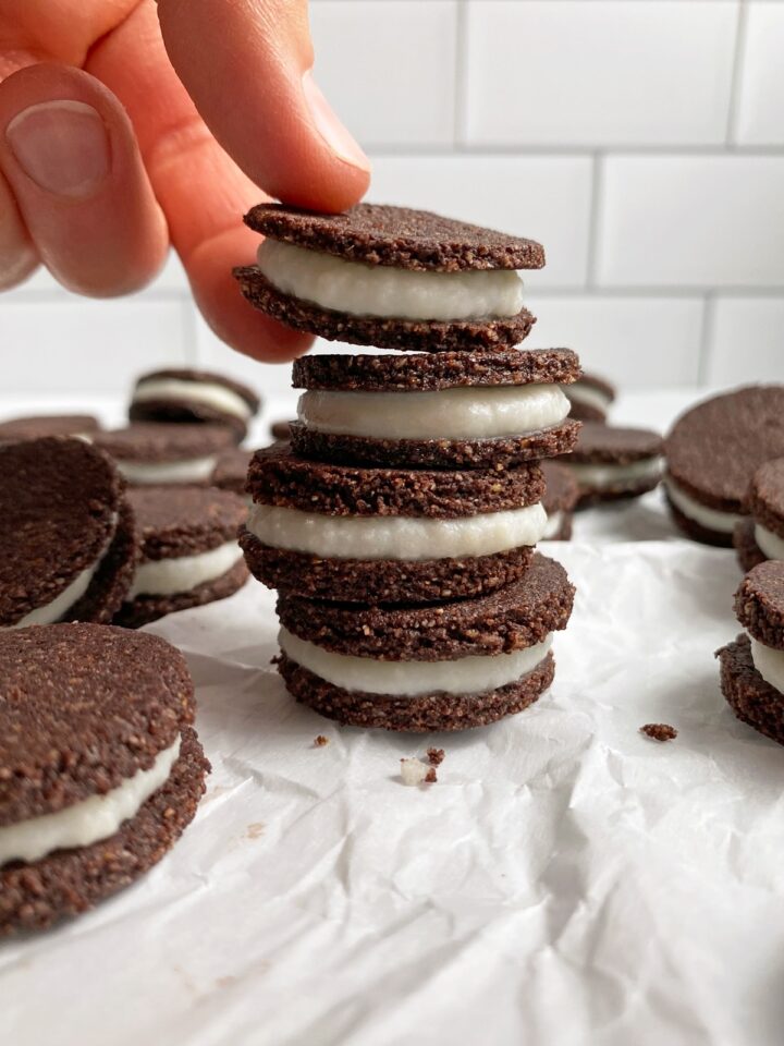 Chocolate Sandwich Cookies (Paleo, Vegan) - Bake It Paleo