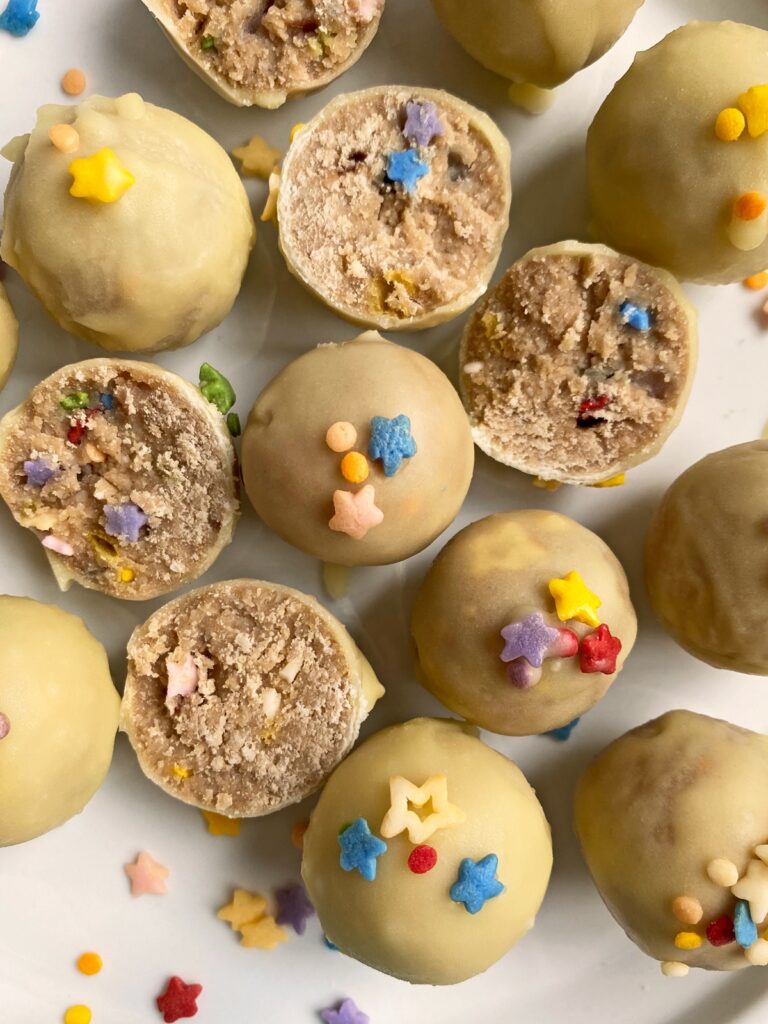 Birthday Cake Protein Balls (No Bake, Paleo) - Bake It Paleo