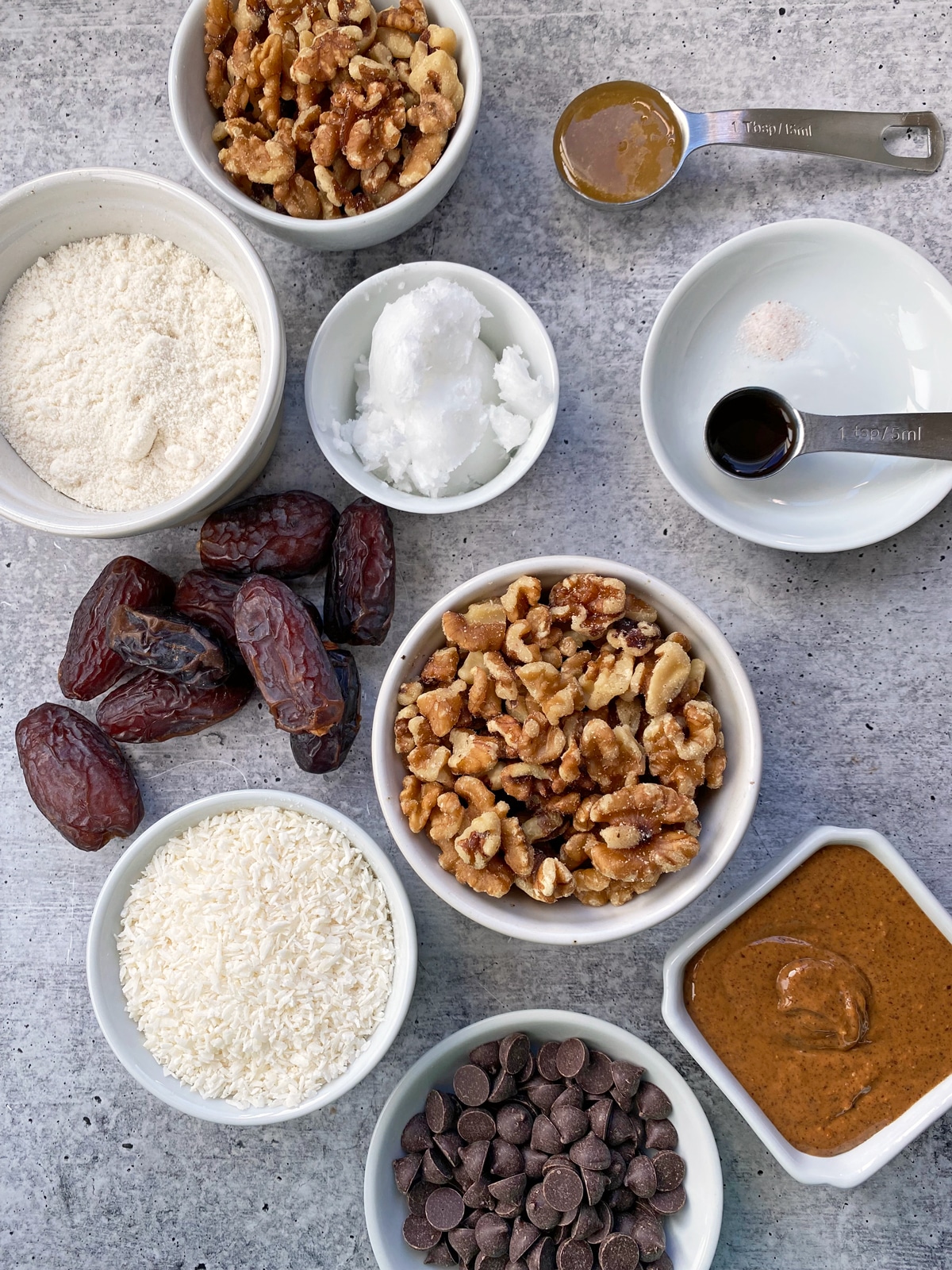 ingredients in walnut date bars