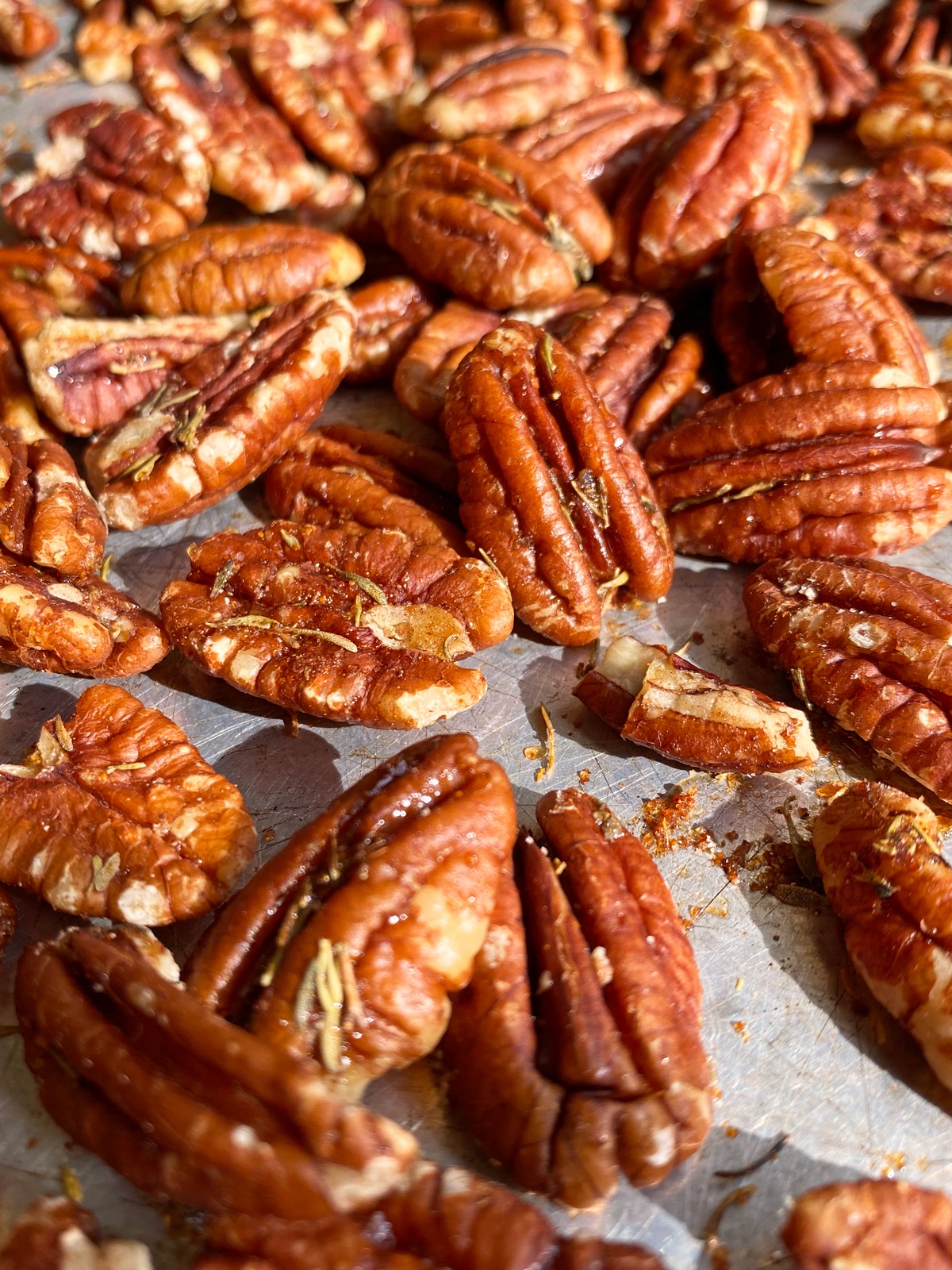 Spicy Roasted Pecans (with Honey and Cayenne) - Bake It Paleo