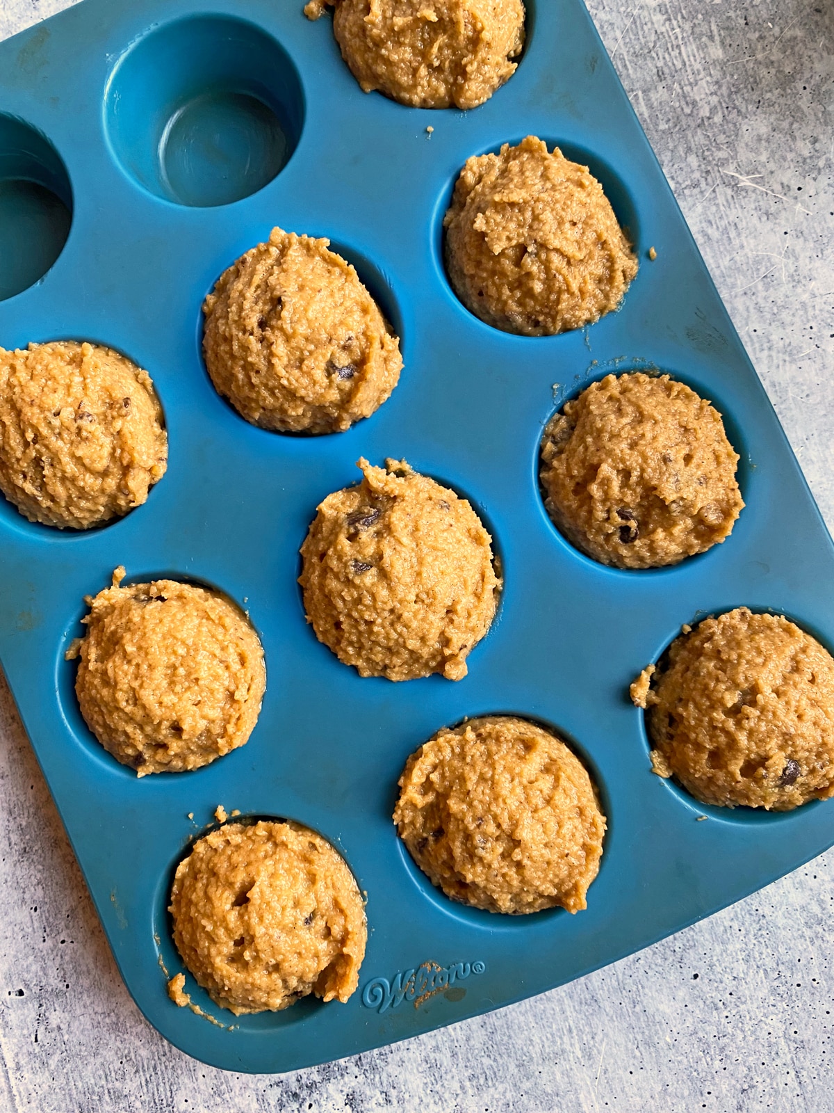 muffin-batter-in-silicone-baking-pan