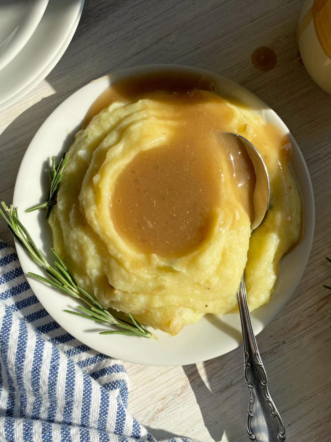 Easy Paleo Gravy (With Bone Broth) Bake It Paleo