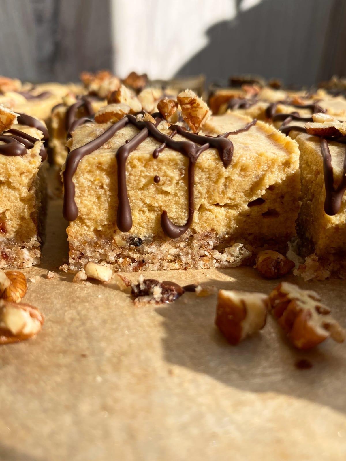 healthy-no-bake-pumpkin-bars