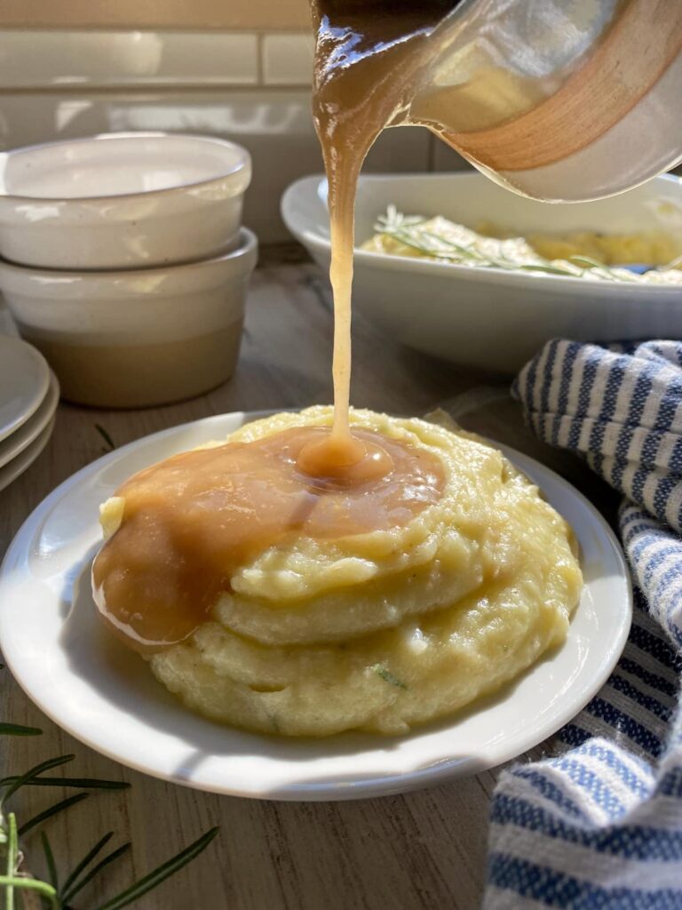 Healthy Cauliflower Mashed Potatoes (Paleo, Vegan) - Bake It Paleo