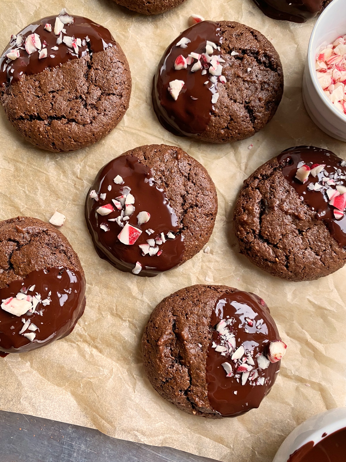 cookies-dipped-in-dark-chocolate-and-topped-with-crushed-candy-canes