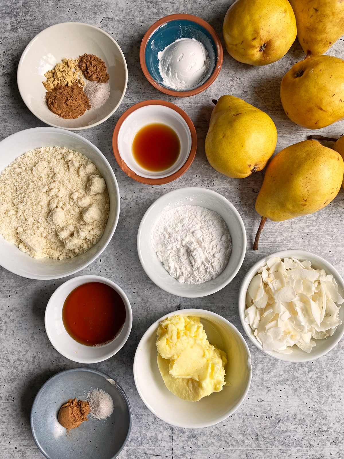 ingredients in healthy pear crumble