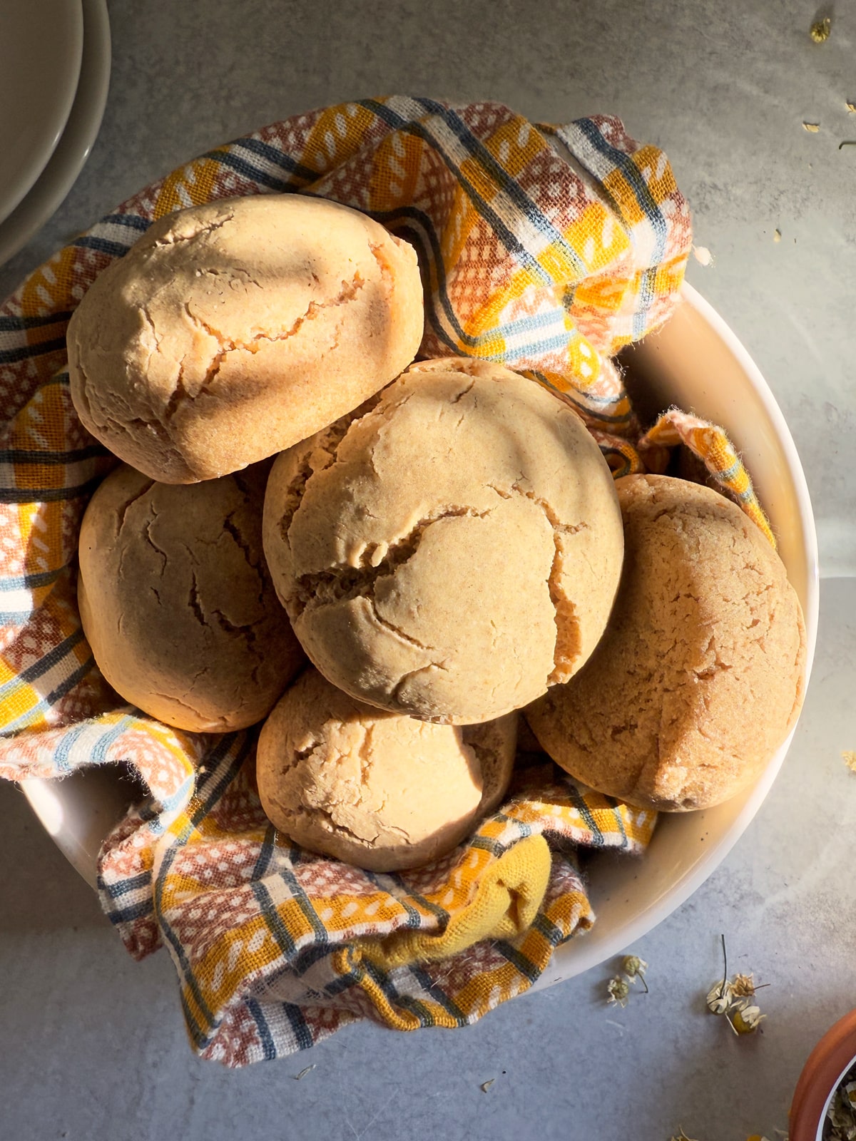 Rolls in bowl.