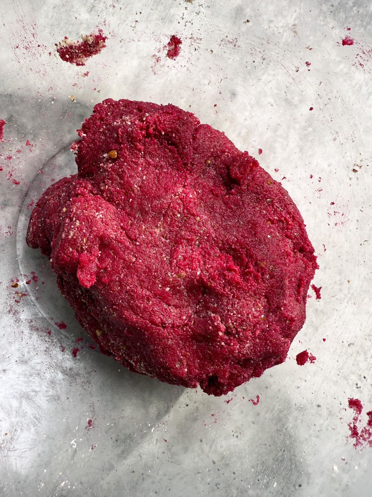 Dough for beet crackers.