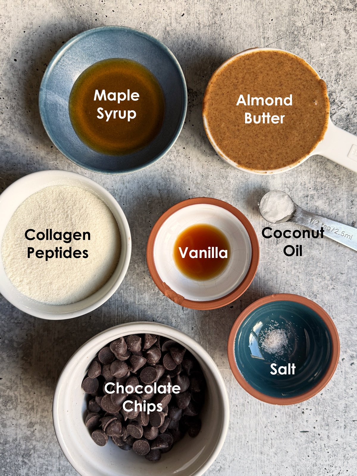 Ingredients in collagen protein balls.