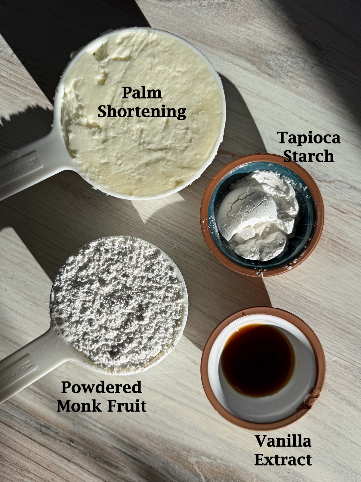 Ingredients needed to make paleo vanilla frosting.