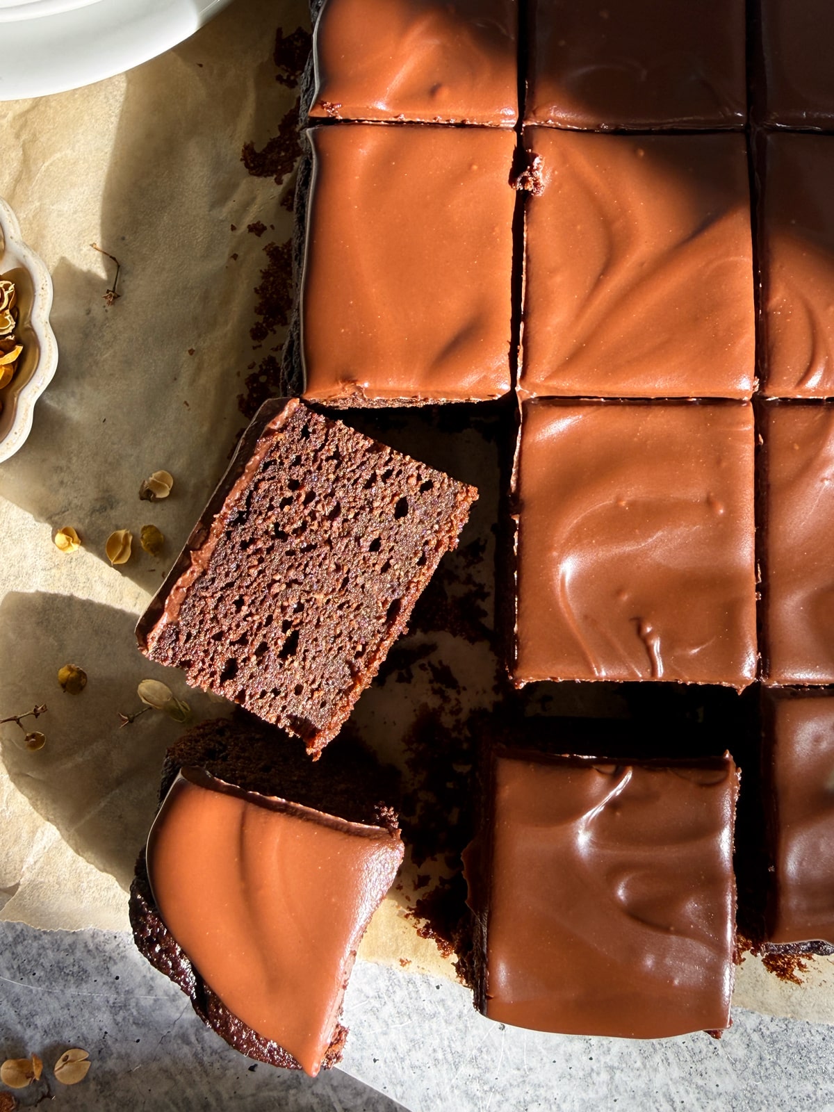 Top down view of cut cake.