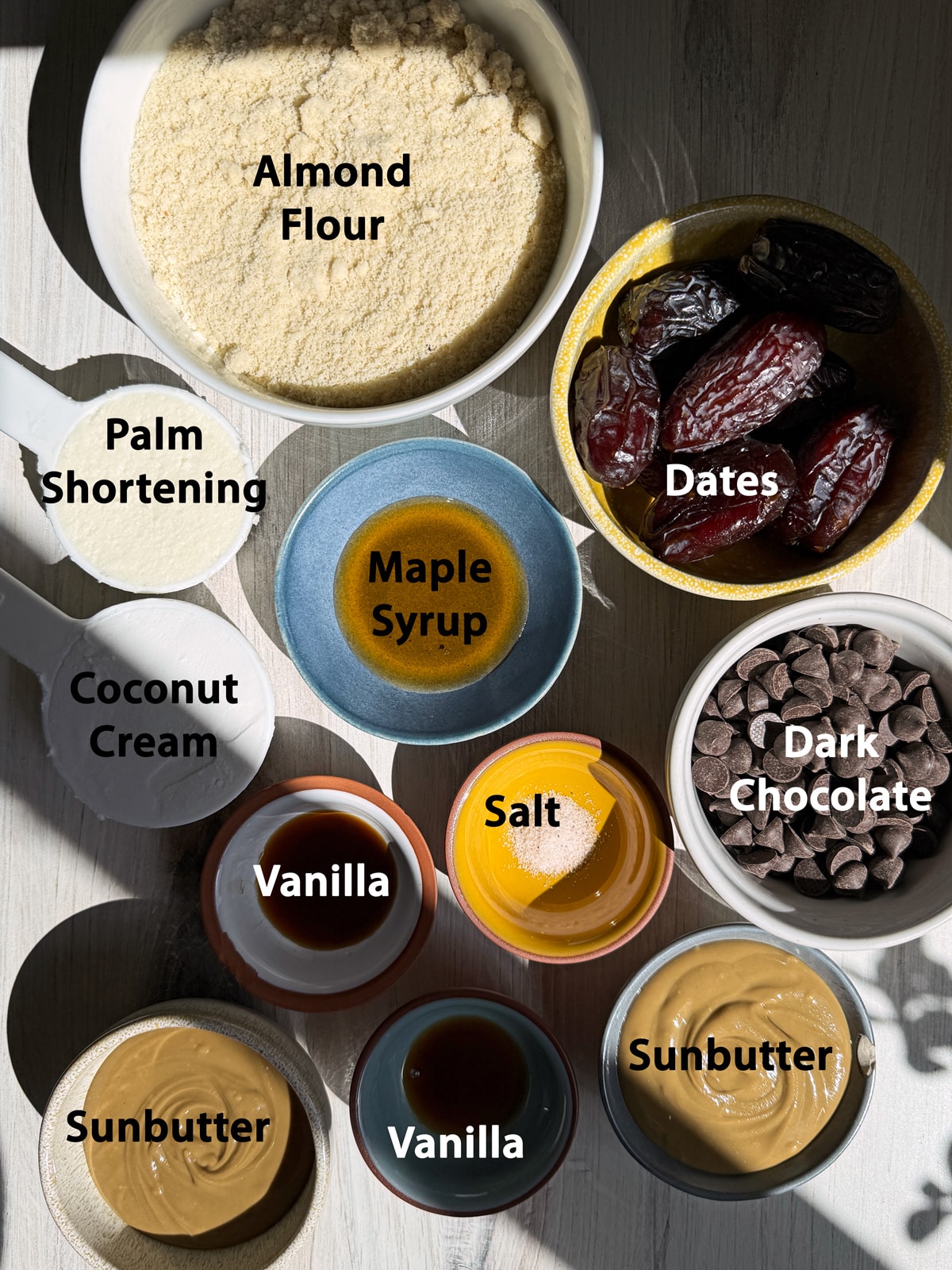 Ingredients needed to make no bake millionaire bars.