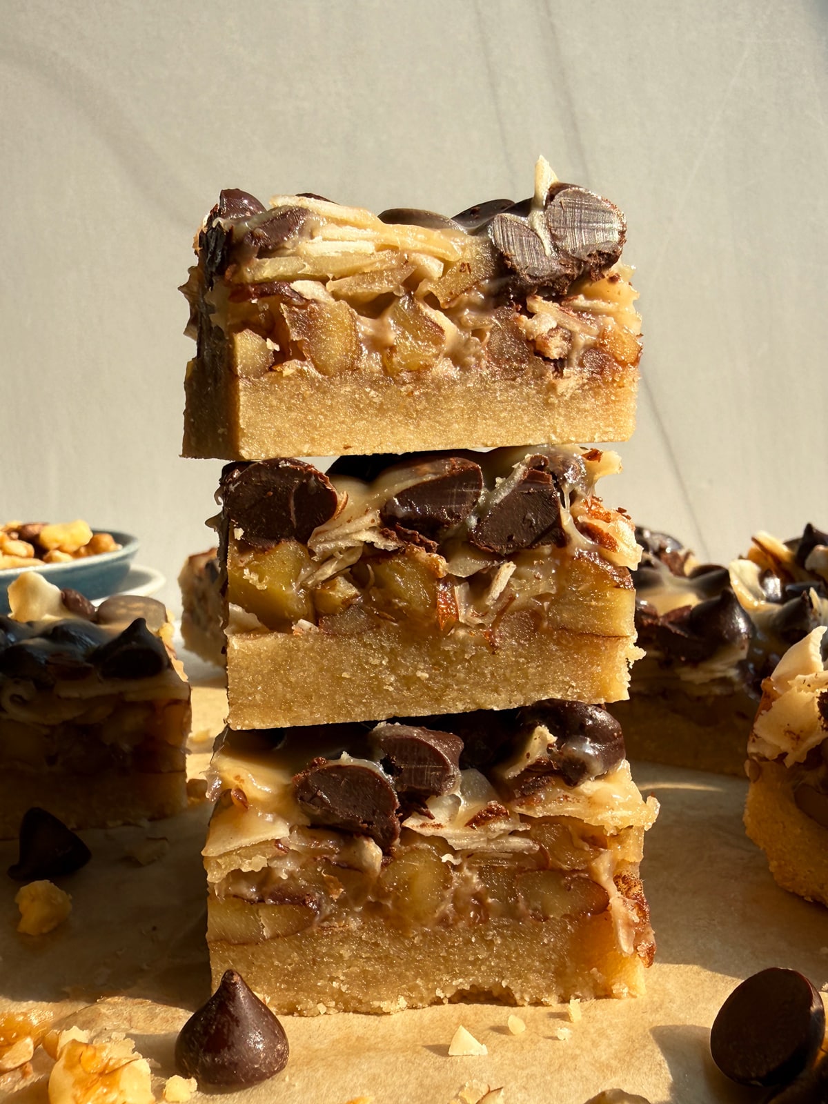 Stack of 3 magic bars.