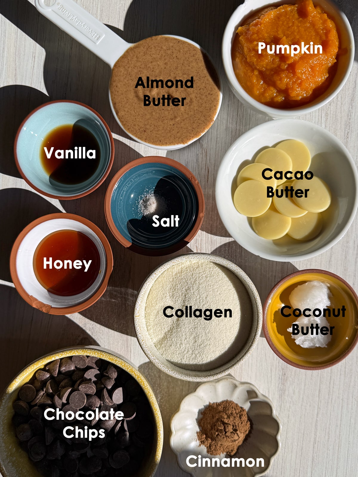 Ingredients in pumpkin caramels.